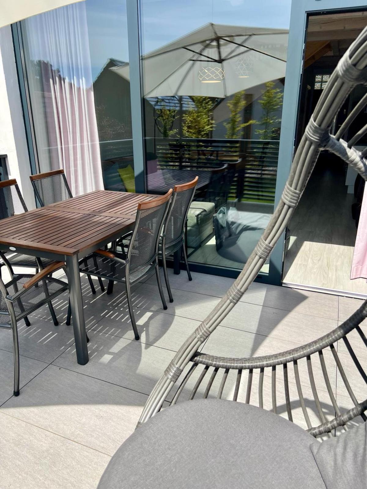 Ulinia Zacisze Dom Comfort 70M2 Kültér fotó